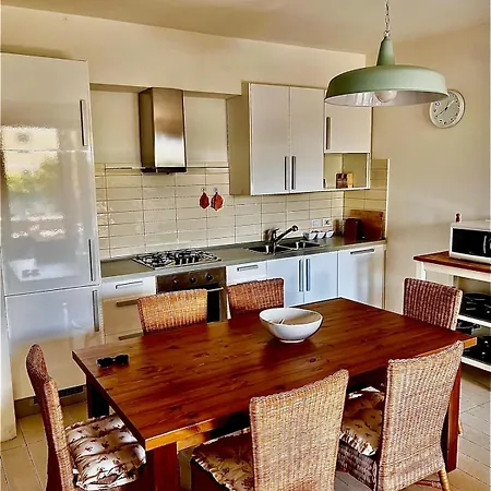 Ademar Nel Cuore Di Villa *